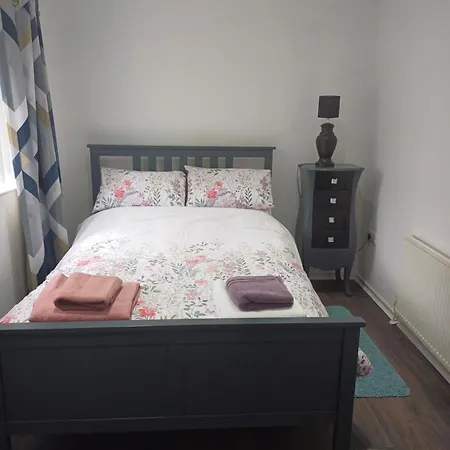 Beautiful Maisonnette With Free Parking بيت للعطل