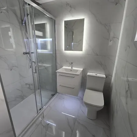 Beautiful Maisonnette With Free Parking